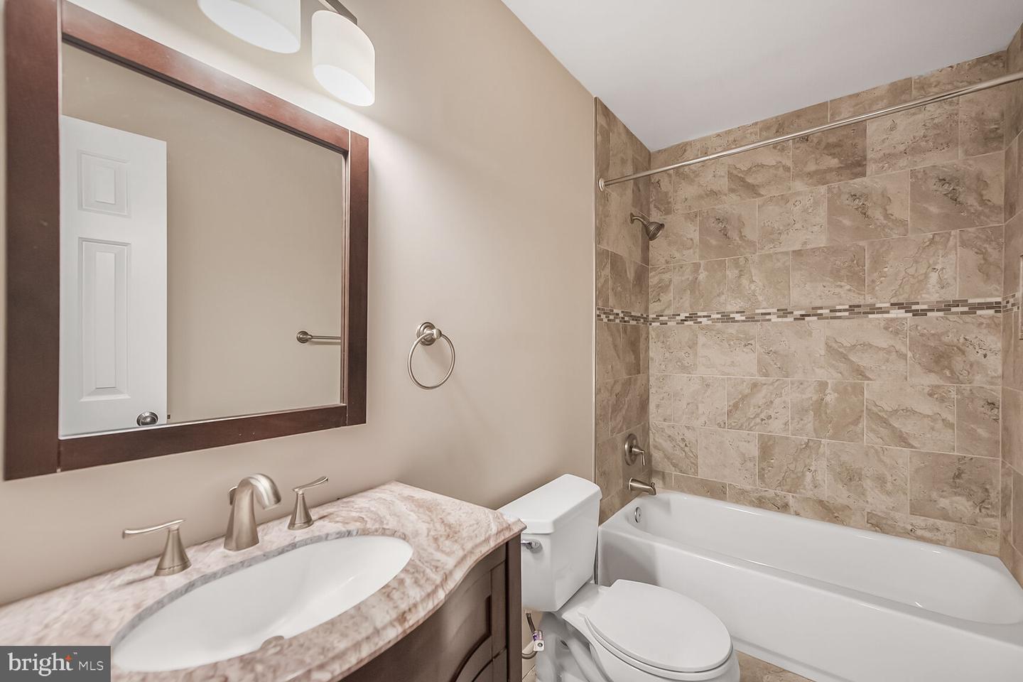 1657 Oak Spring Way Property Photo 18