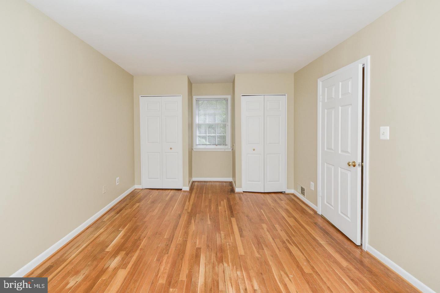 1860 Golf View Ct Property Photo 24