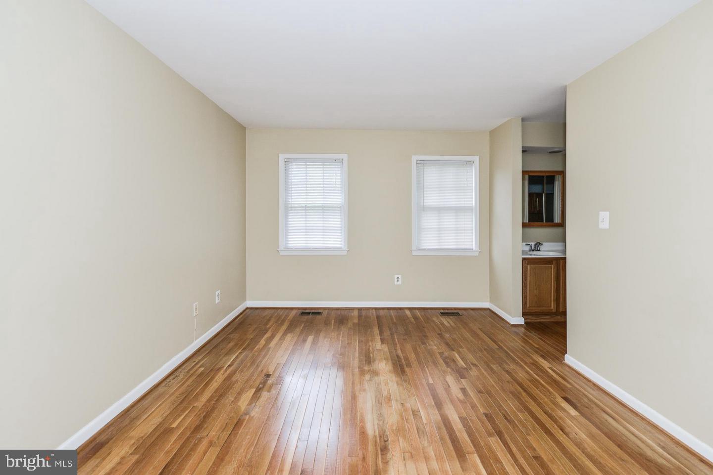 1860 Golf View Ct Property Photo 29