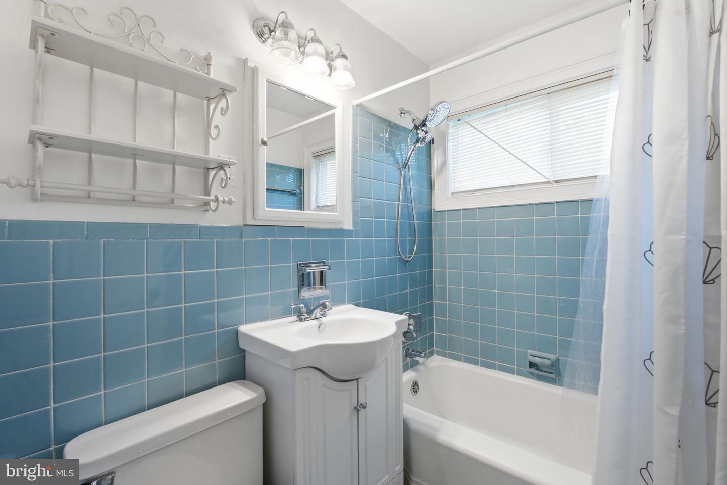 7205 Wayne Property Photo 17
