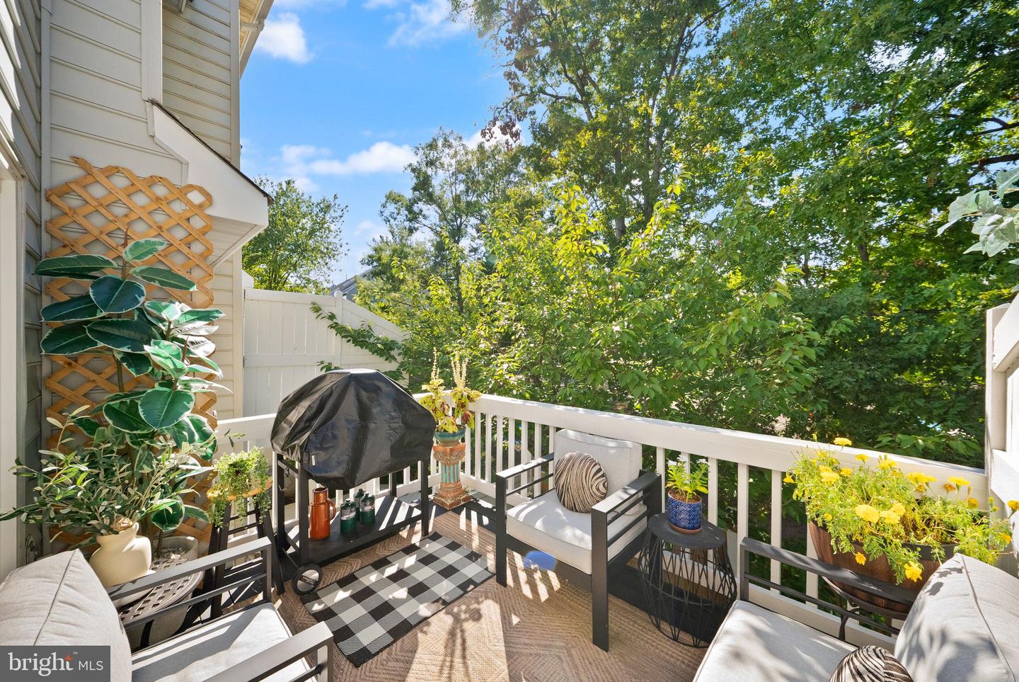 12091 Edgemere Cir Property Photo 14
