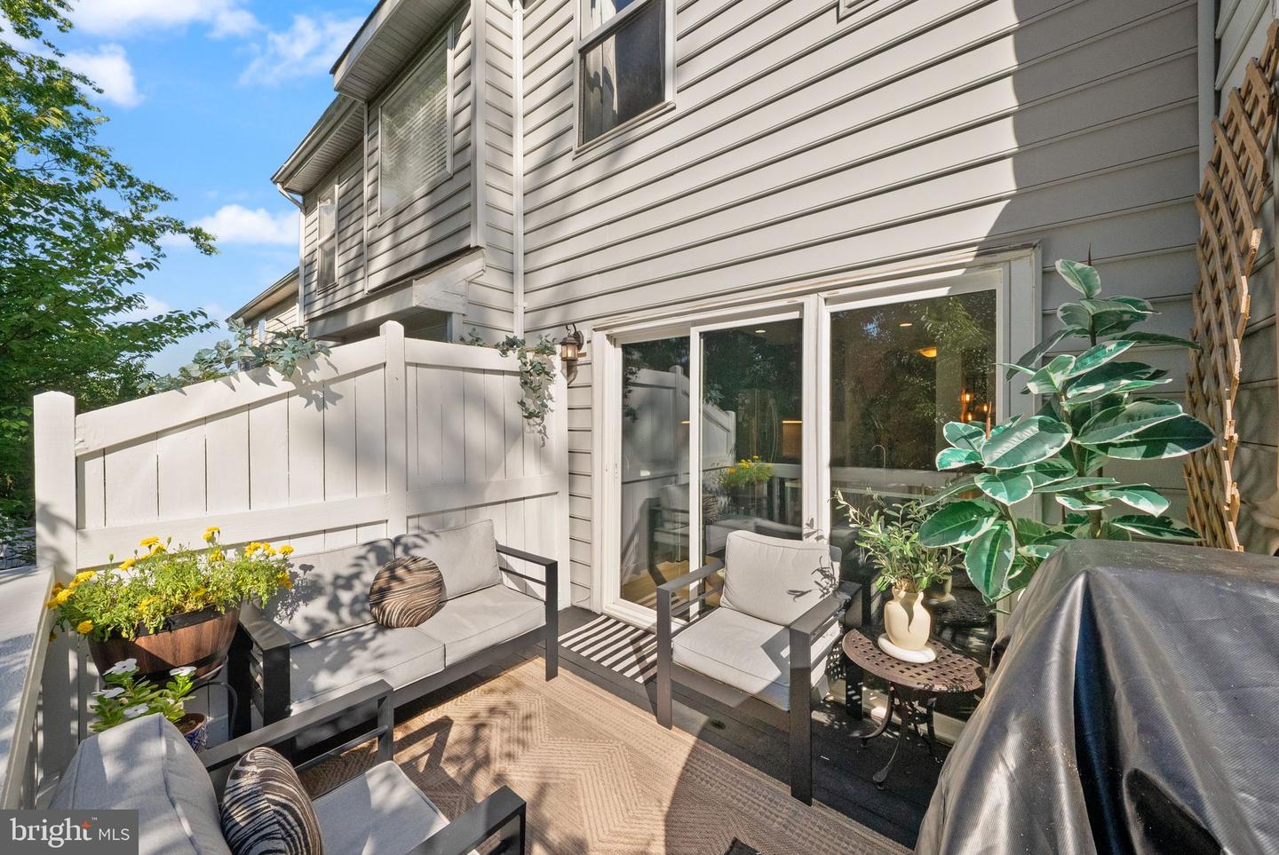 12091 Edgemere Cir Property Photo 15