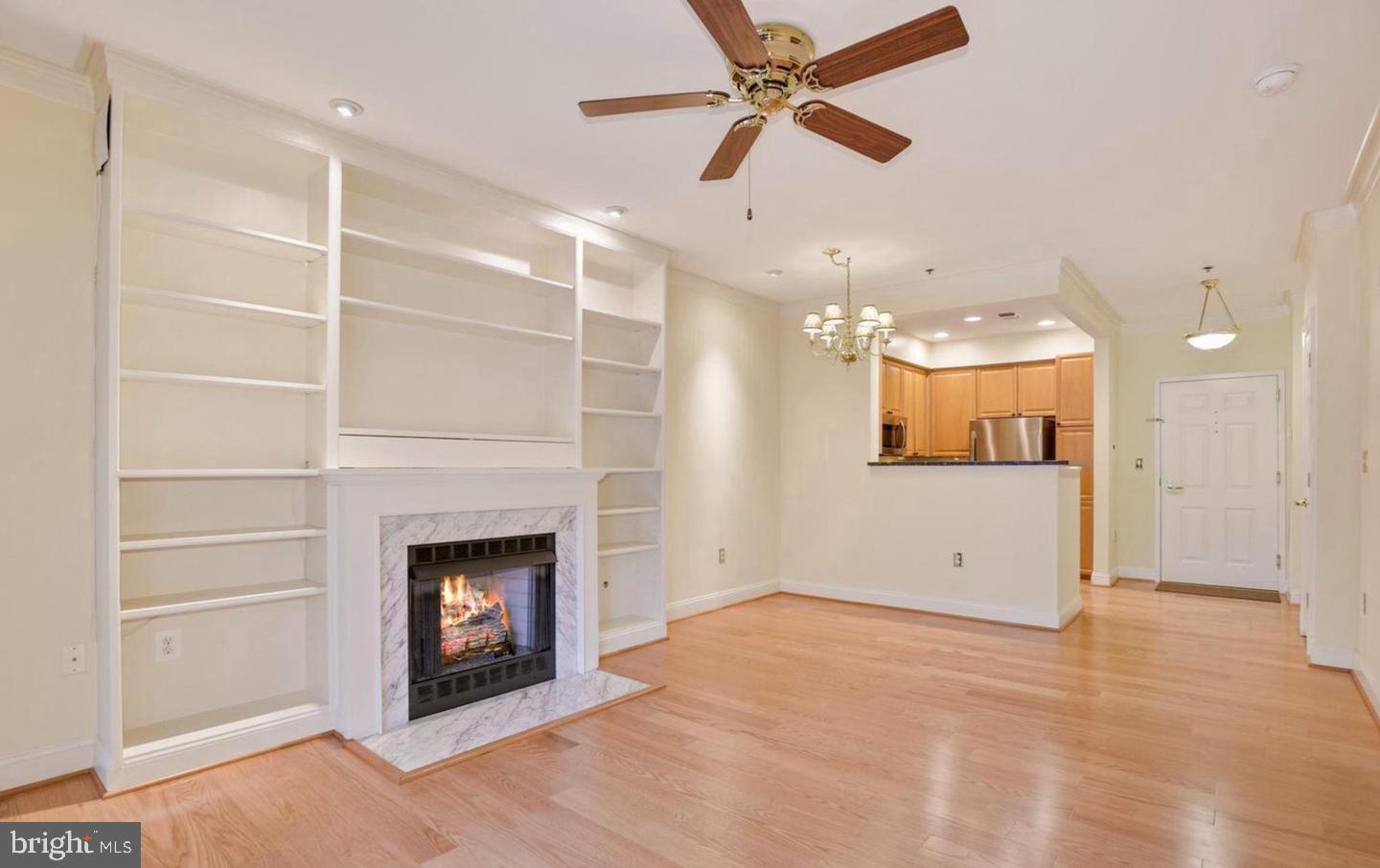 1860 Stratford Park Pl #201 Property Photo 15