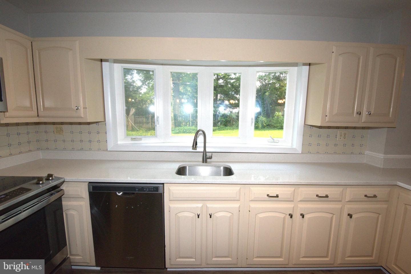 6933 Tyndale St Property Photo 20