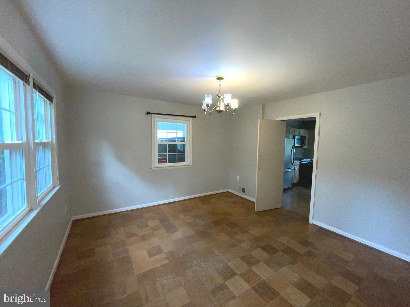 6933 Tyndale St Property Photo 25