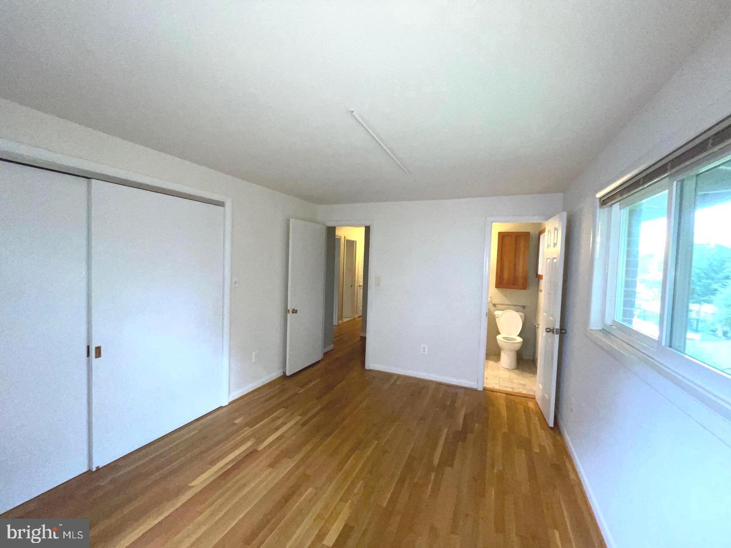 6933 Tyndale St Property Photo 28