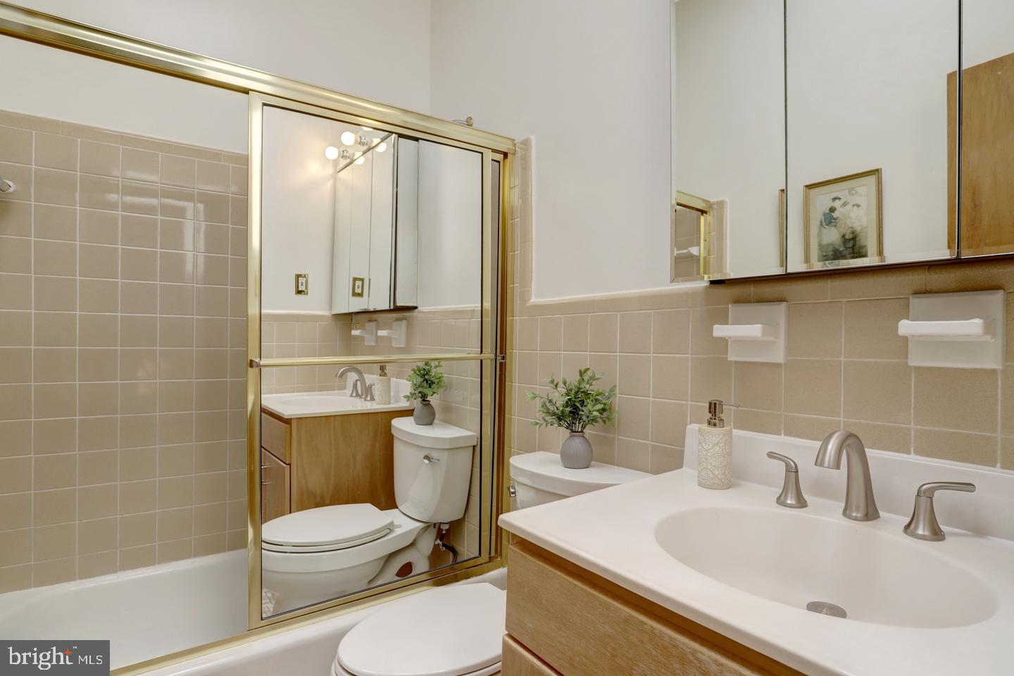7413 Rebecca Dr Property Photo 39
