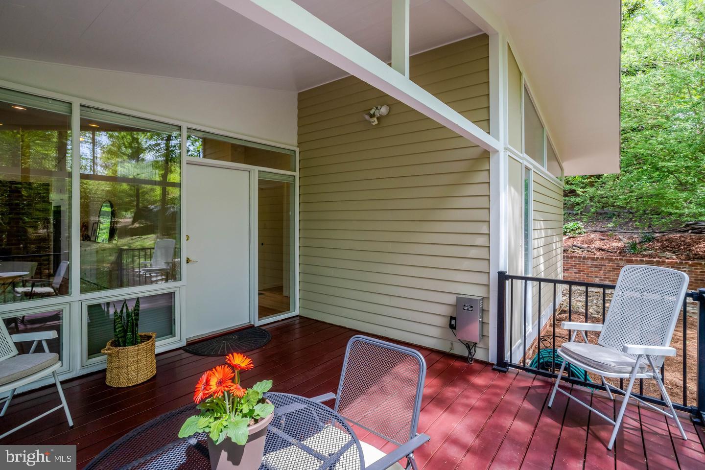 7413 Rebecca Dr Property Photo 56