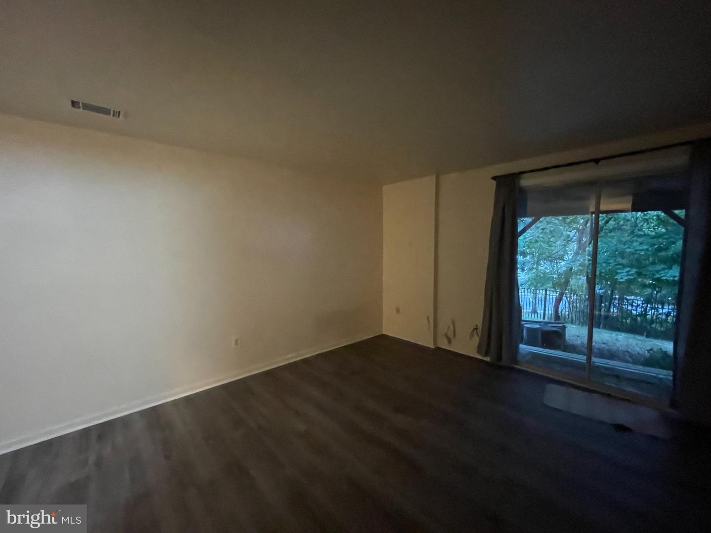 5931 Sir Cambridge Way Property Photo 12