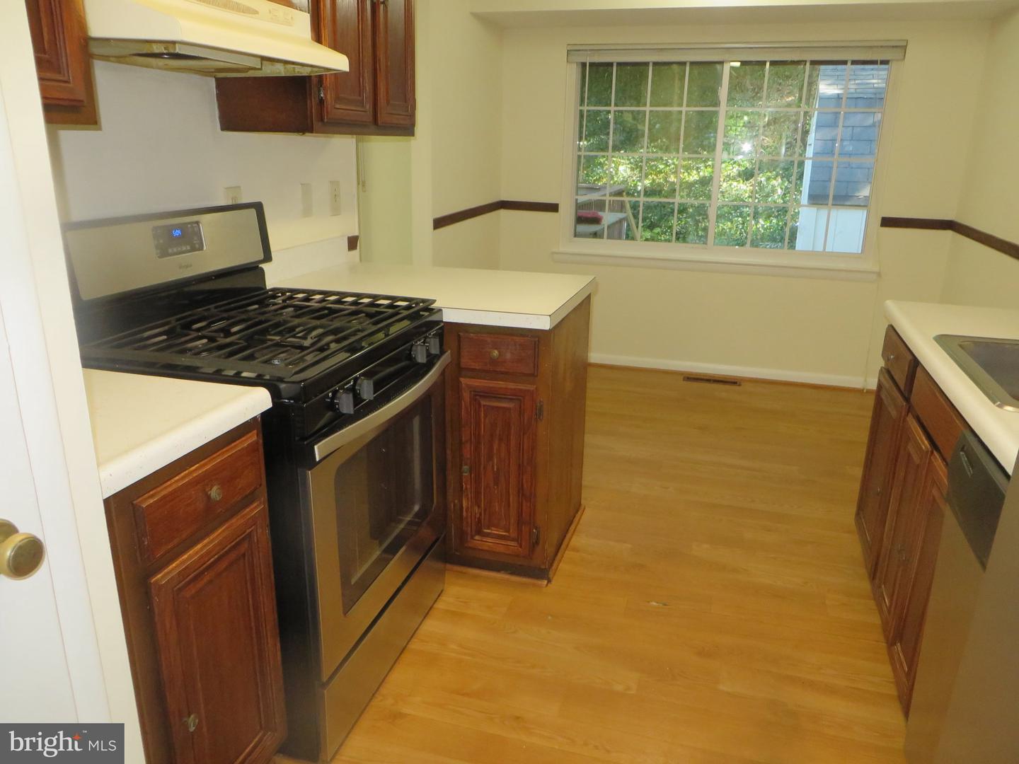 7906 Orange Plank Rd Property Photo 4