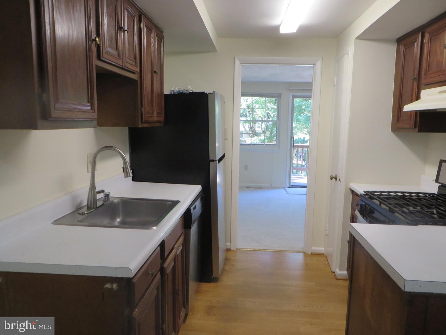 7906 Orange Plank Rd Property Photo 5