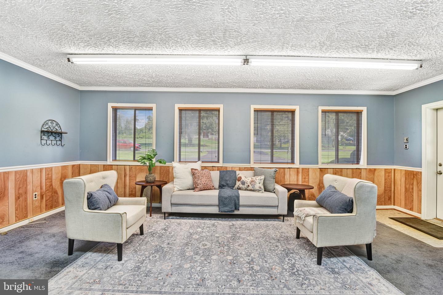 10129 Lake Haven Ct Property Photo 4