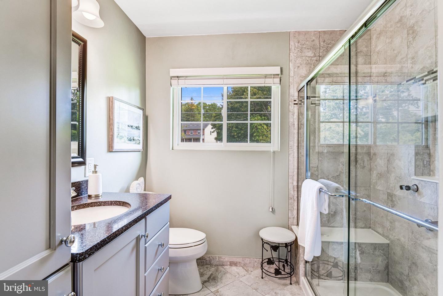 10129 Lake Haven Ct Property Photo 10