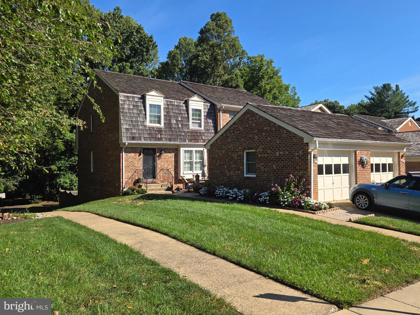 2922 Oakborough Sq Property Photo 1