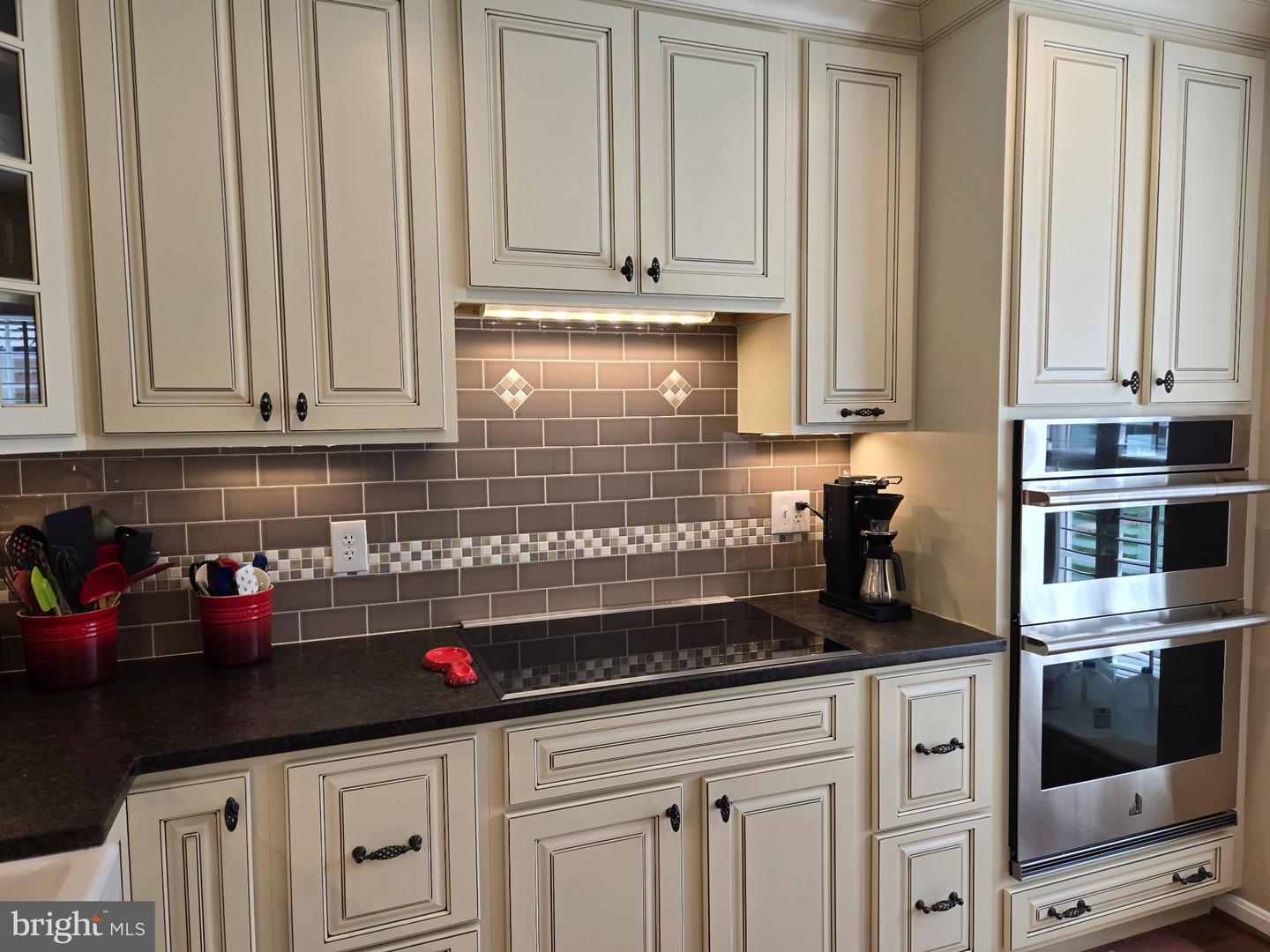 2922 Oakborough Sq Property Photo 5
