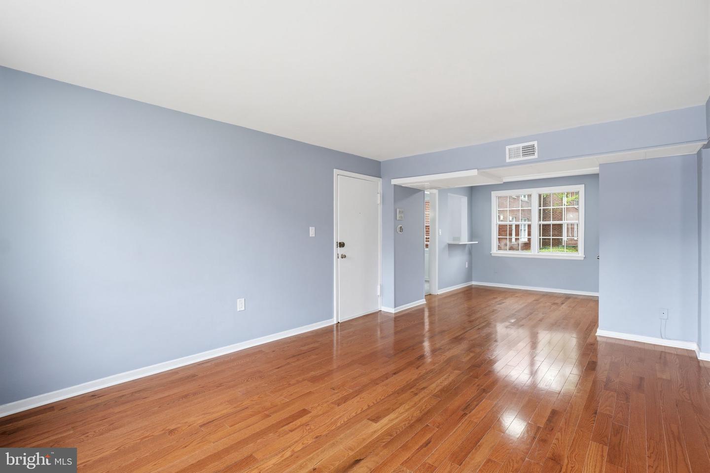 6604 Potomac Ave #a-2 Property Photo 9