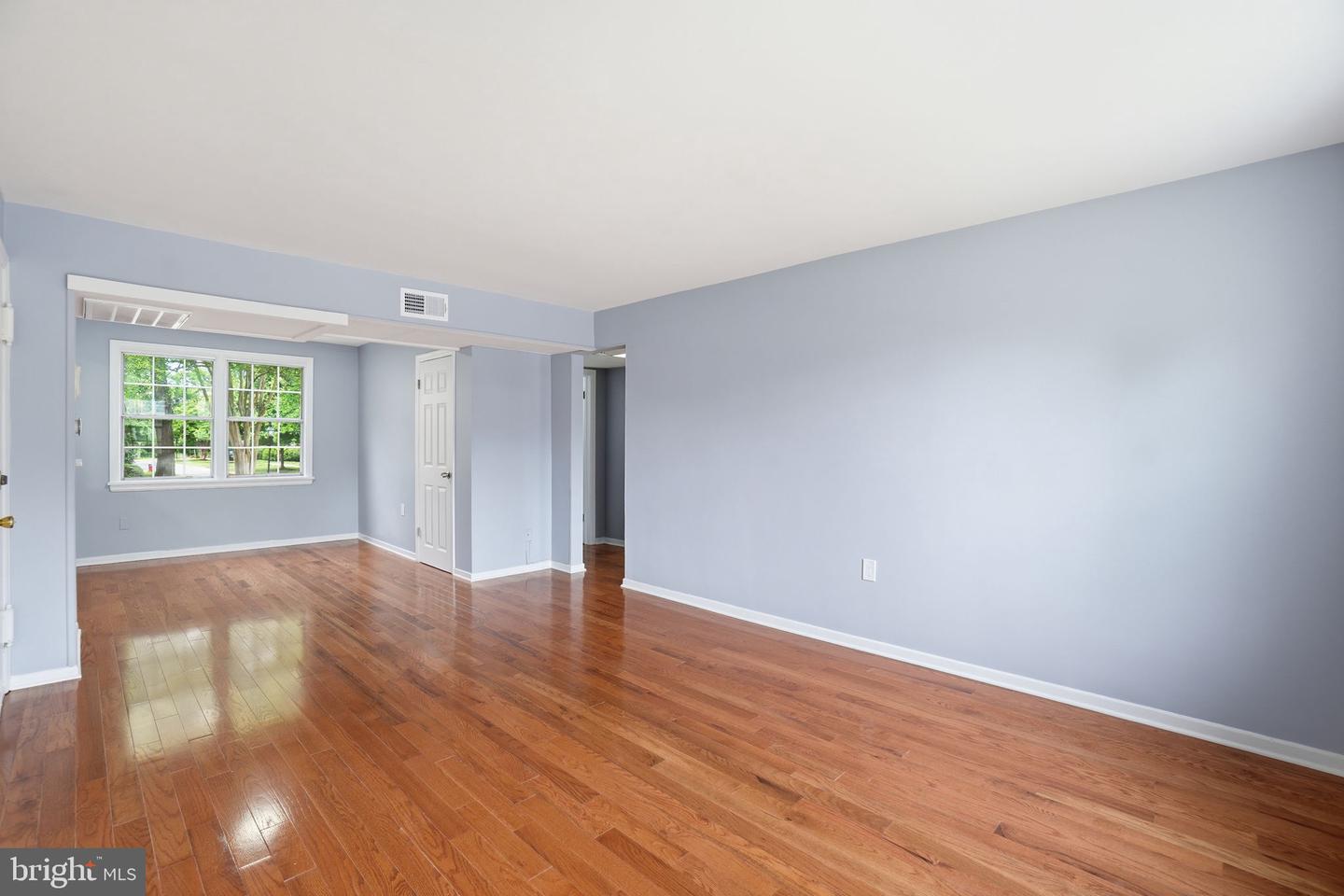 6604 Potomac Ave #a-2 Property Photo 17