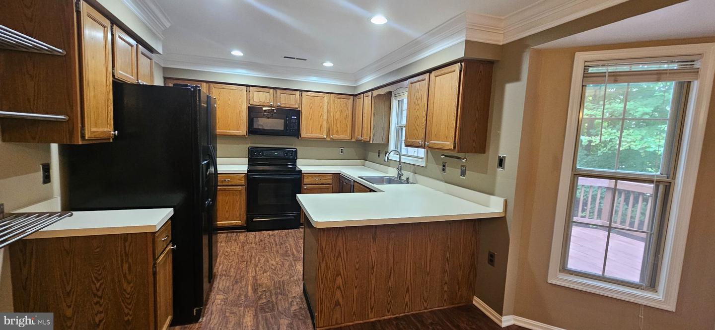 9346 Mccarthy Woods Ct Property Photo 6