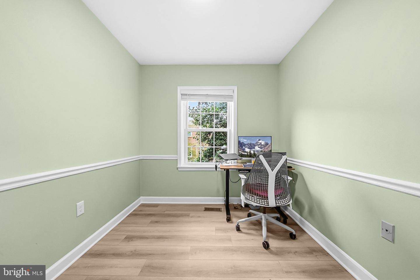 3050 Federal Hill Dr Property Photo 23
