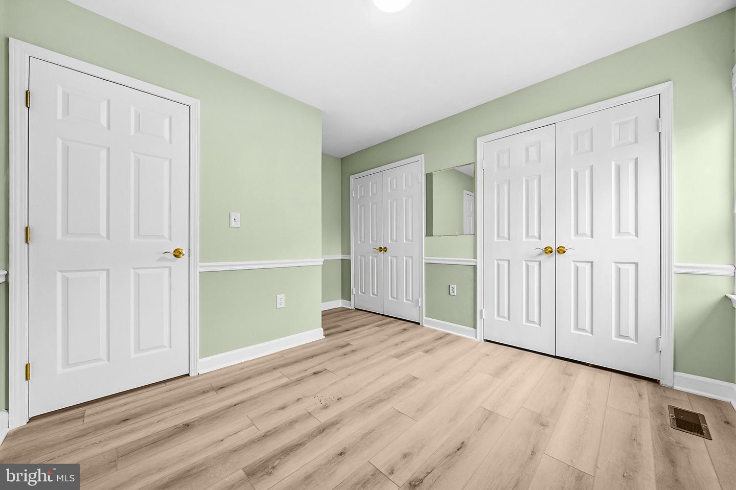 3050 Federal Hill Dr Property Photo 26