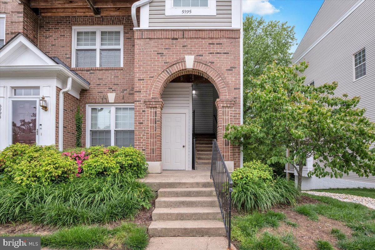 5995-B TERRAPIN PLACE PL #301 Property Photo 1