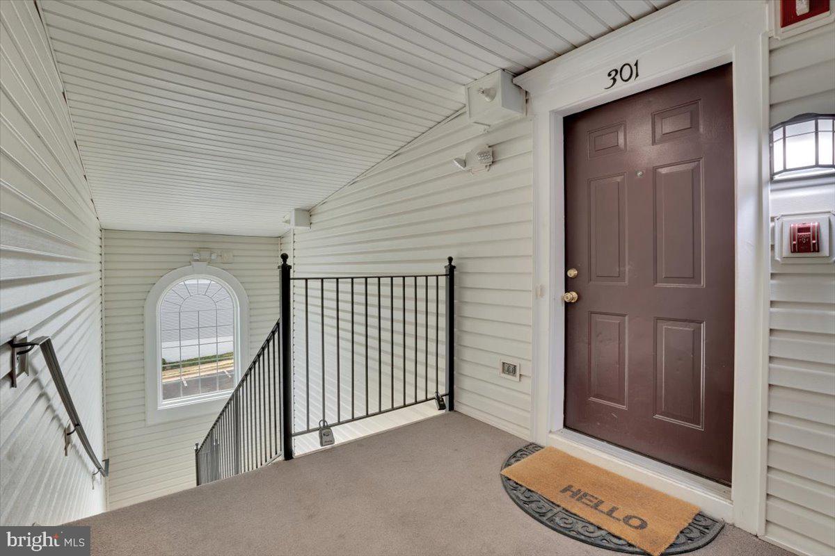 5995-b Terrapin Place Pl #301 Property Photo 23