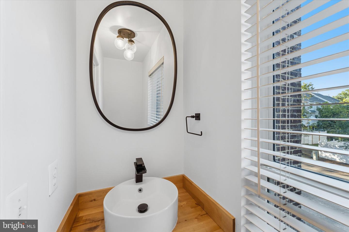 12066 Edgemere Cir Property Photo 25