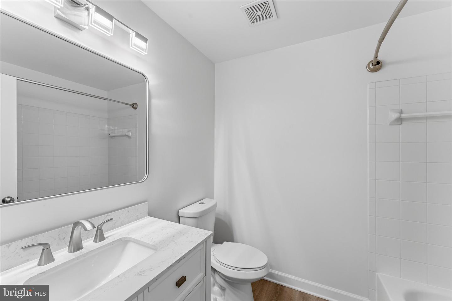 12066 Edgemere Cir Property Photo 32