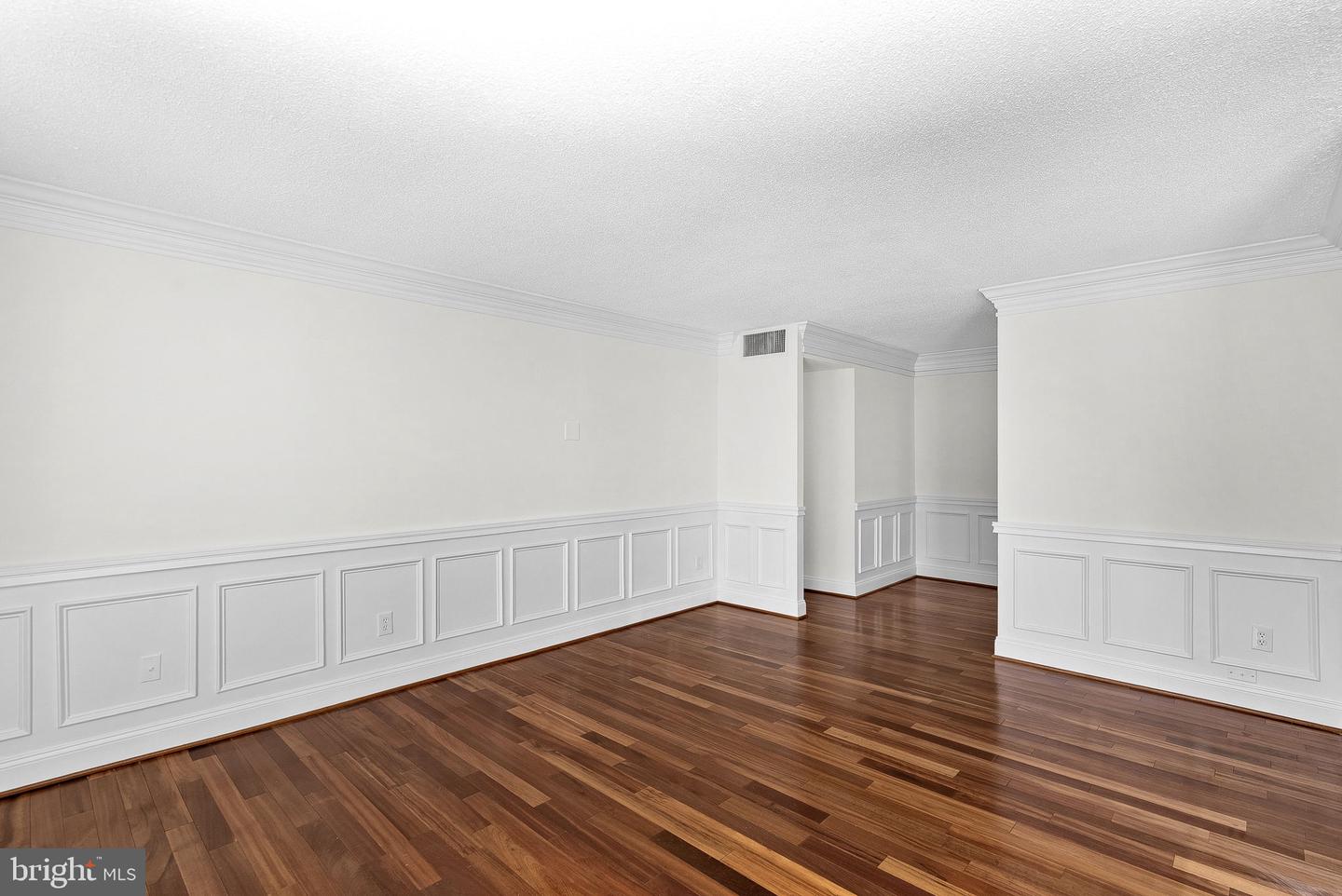 6800 Fleetwood Rd #520 Property Photo 11