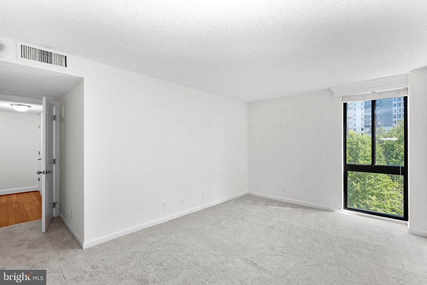 6800 Fleetwood Rd #520 Property Photo 40