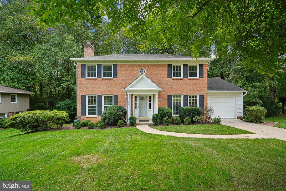 3215 Amberley Ln Property Photo 1