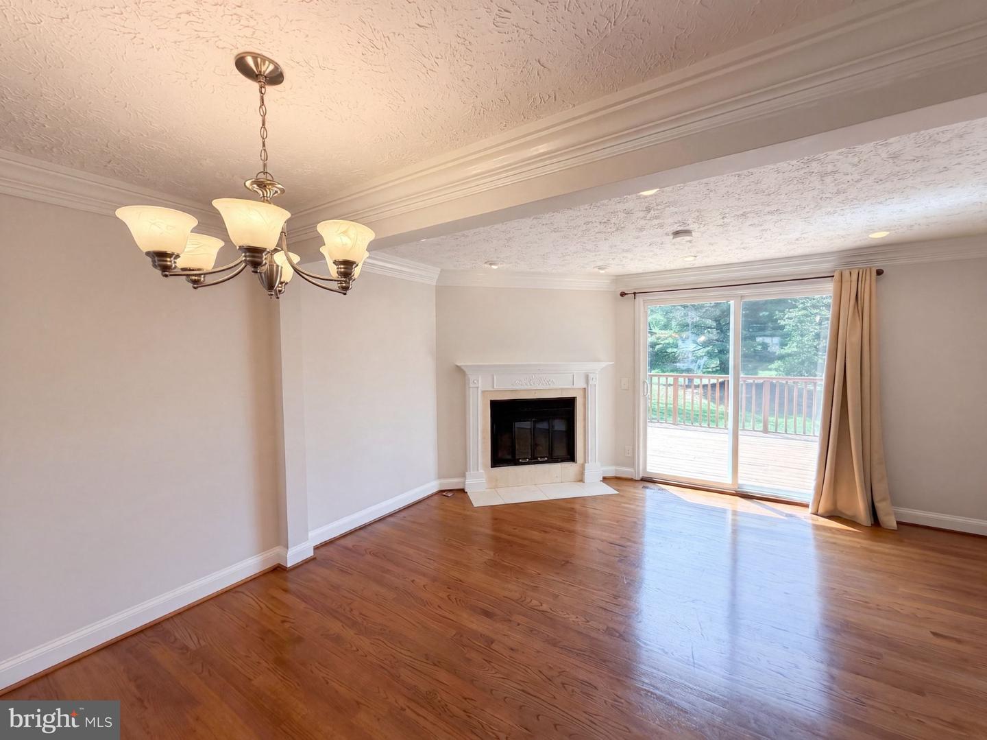 8769 Kanawha Ct Property Photo 3