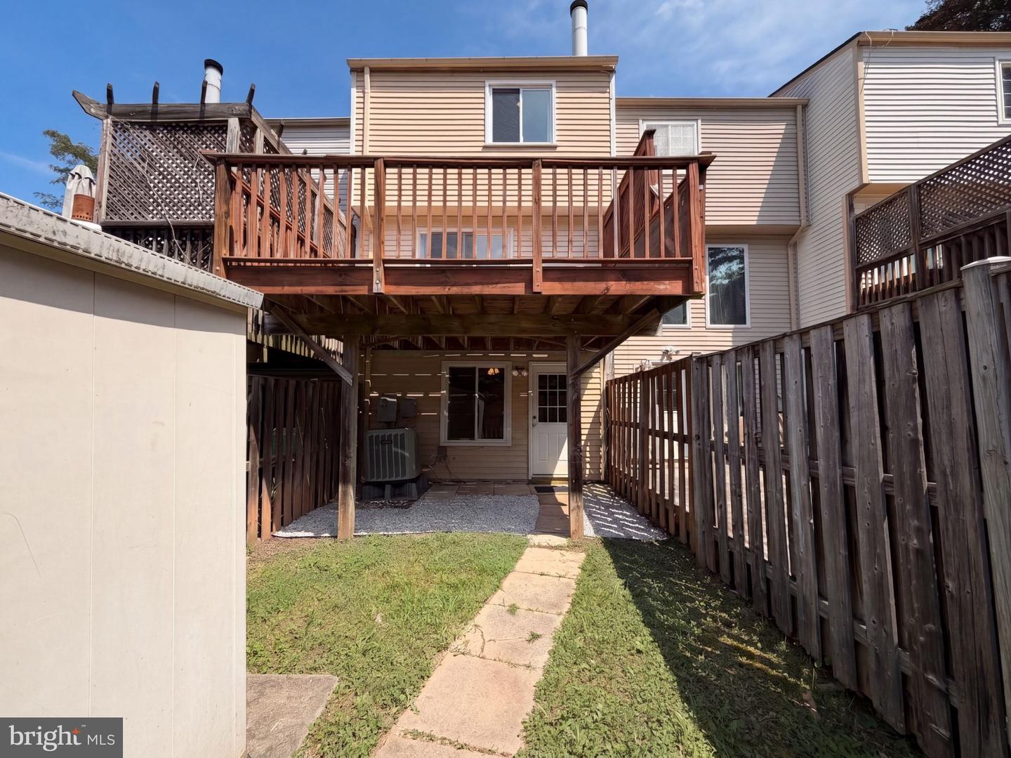 8769 Kanawha Ct Property Photo 5