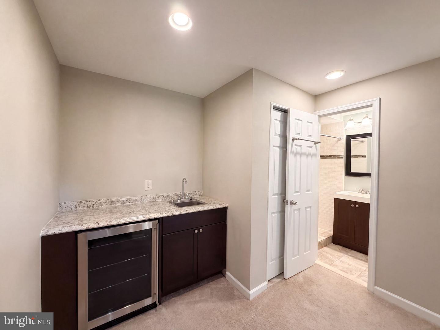 8769 Kanawha Ct Property Photo 27