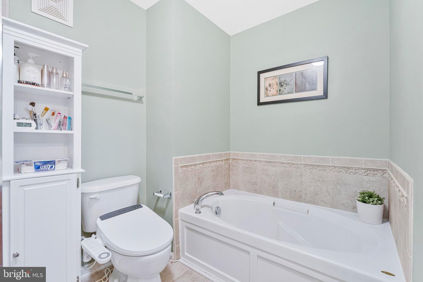 12436-a Liberty Bridge Rd #305a Property Photo 21