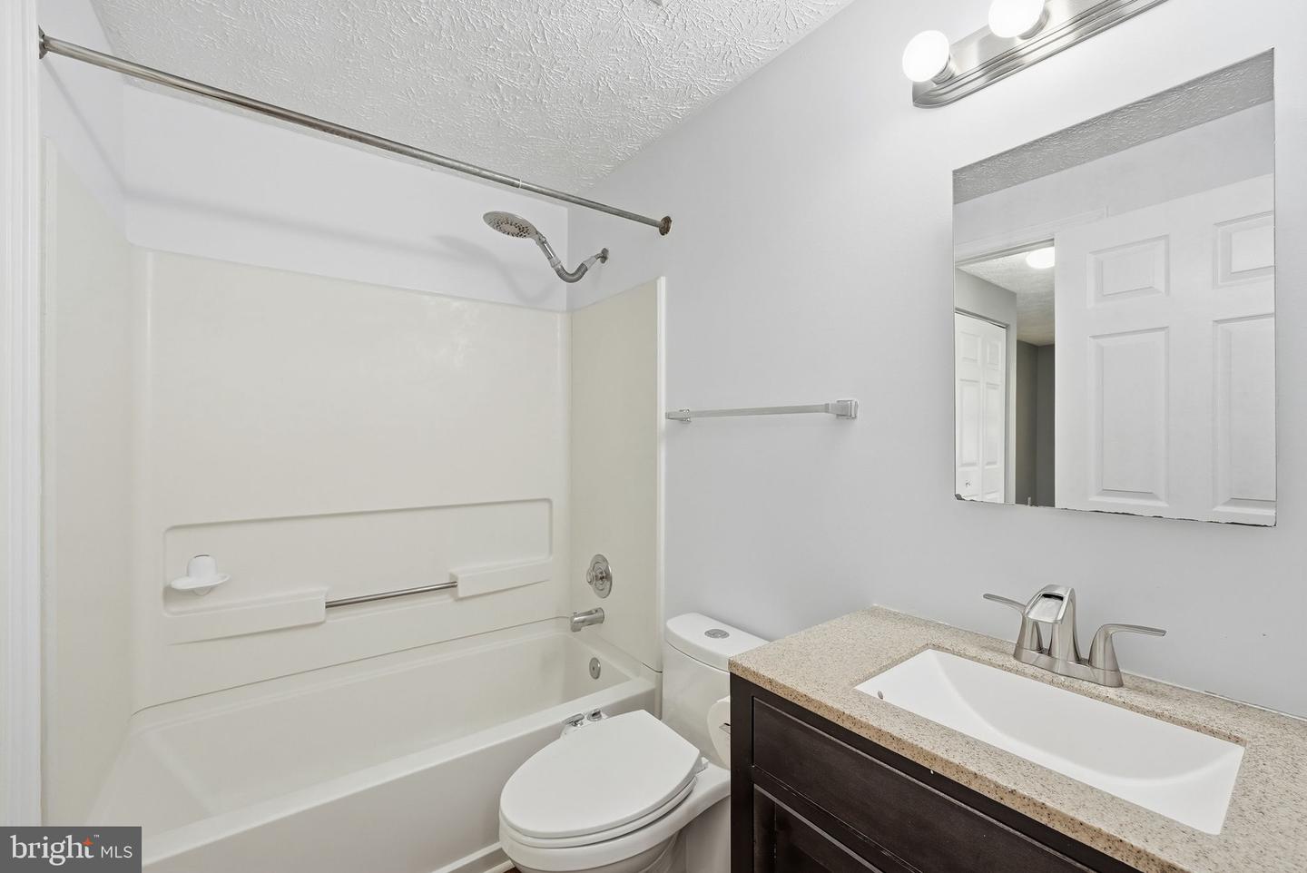 8511 Koluder Ct Property Photo 16