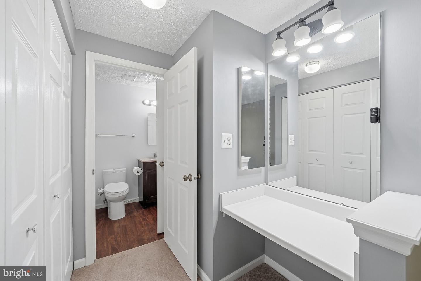 8511 Koluder Ct Property Photo 18