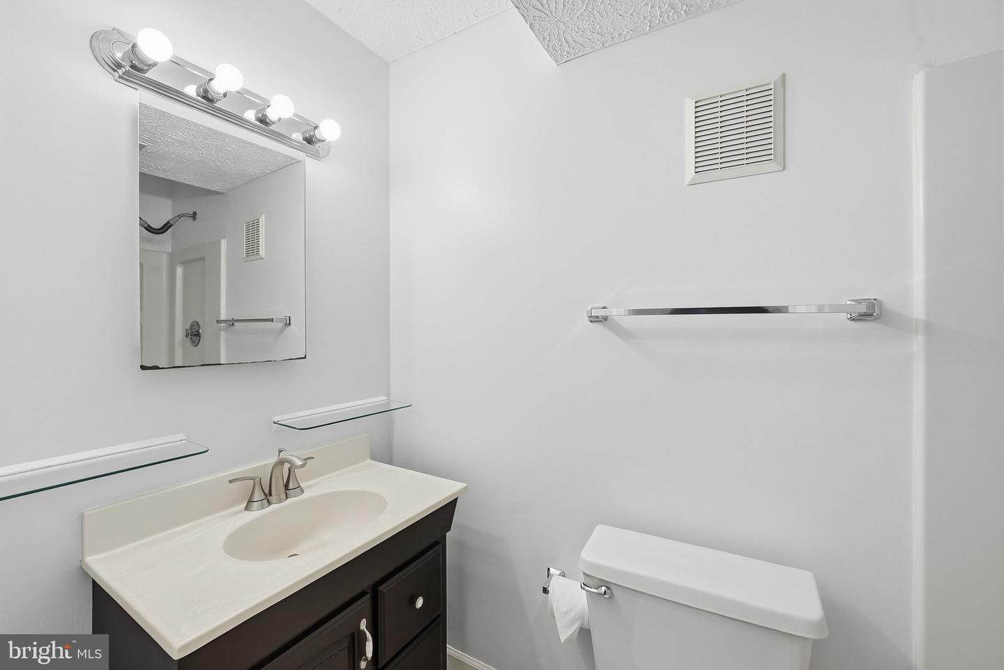 8511 Koluder Ct Property Photo 23