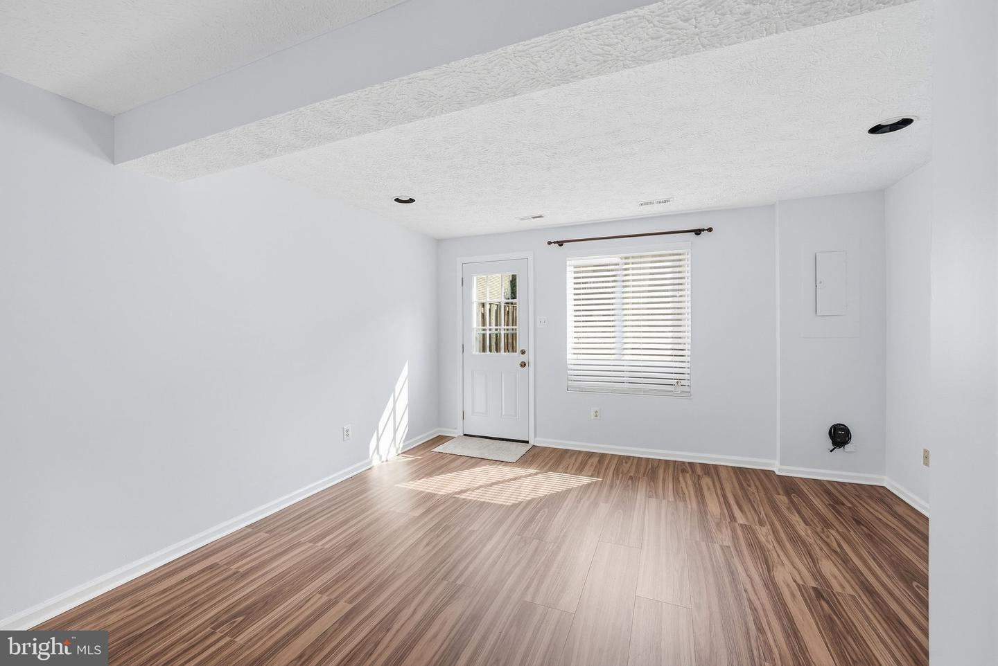 8511 Koluder Ct Property Photo 25
