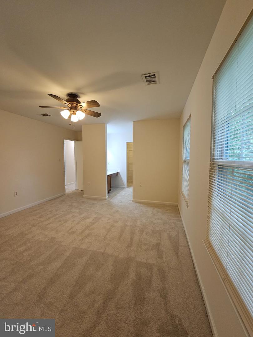 7705 Lexton Pl #e Property Photo 16