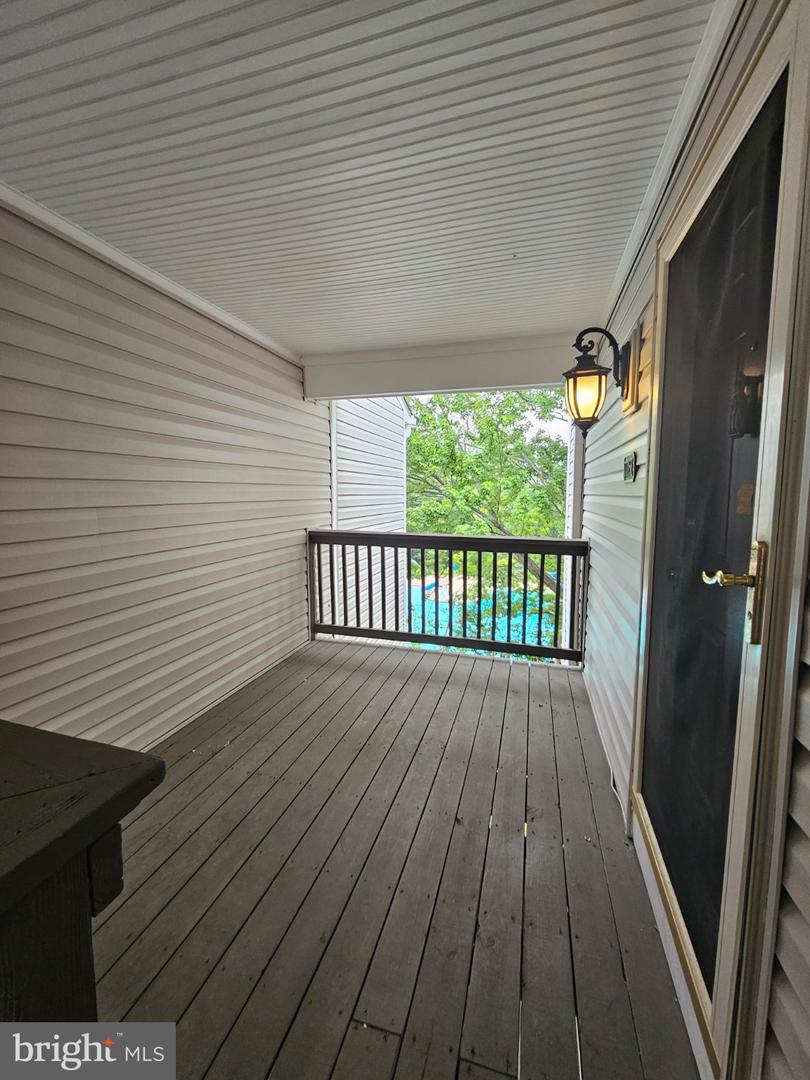 7705 Lexton Pl #e Property Photo 27