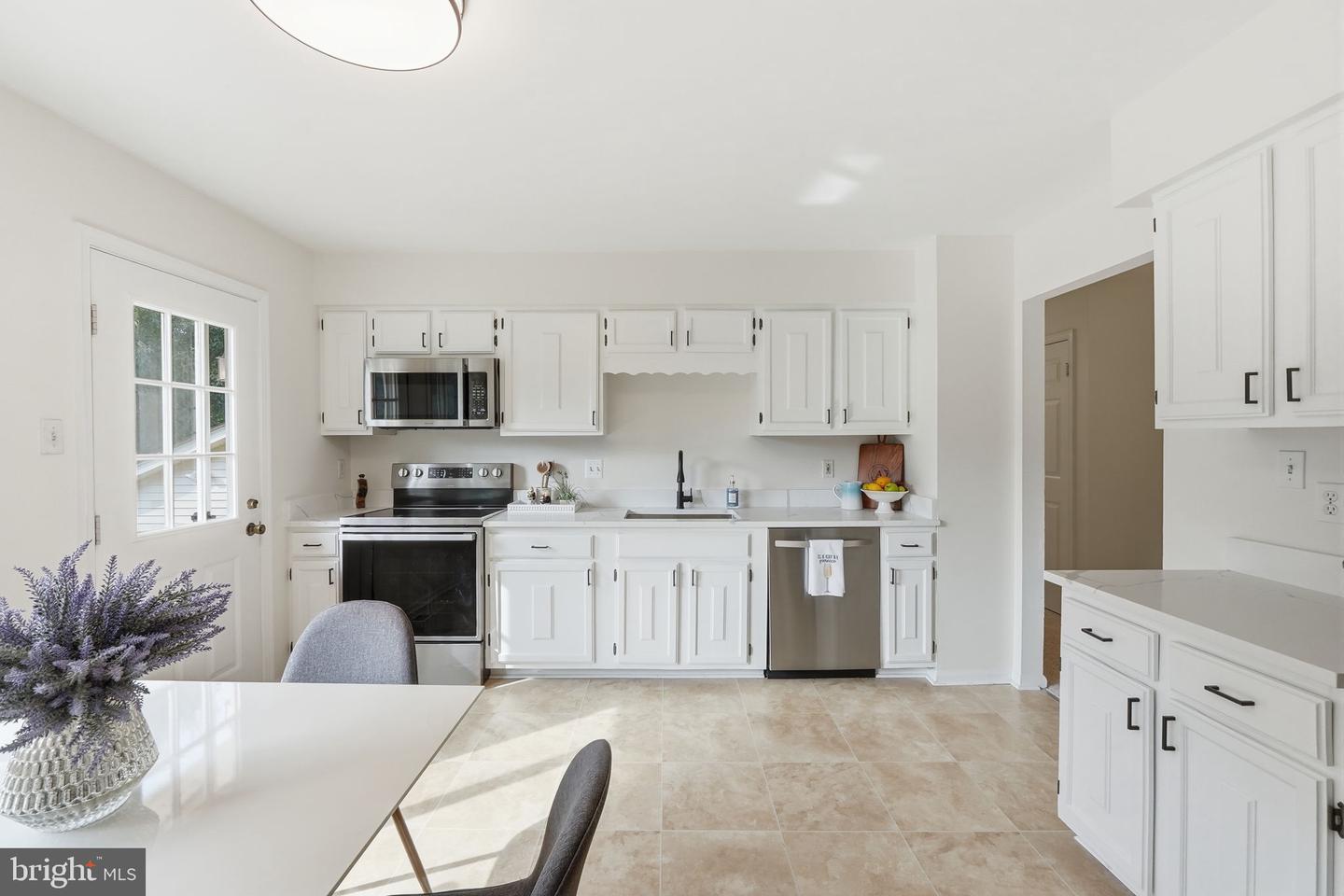 3213 Allness Ln Property Photo 14