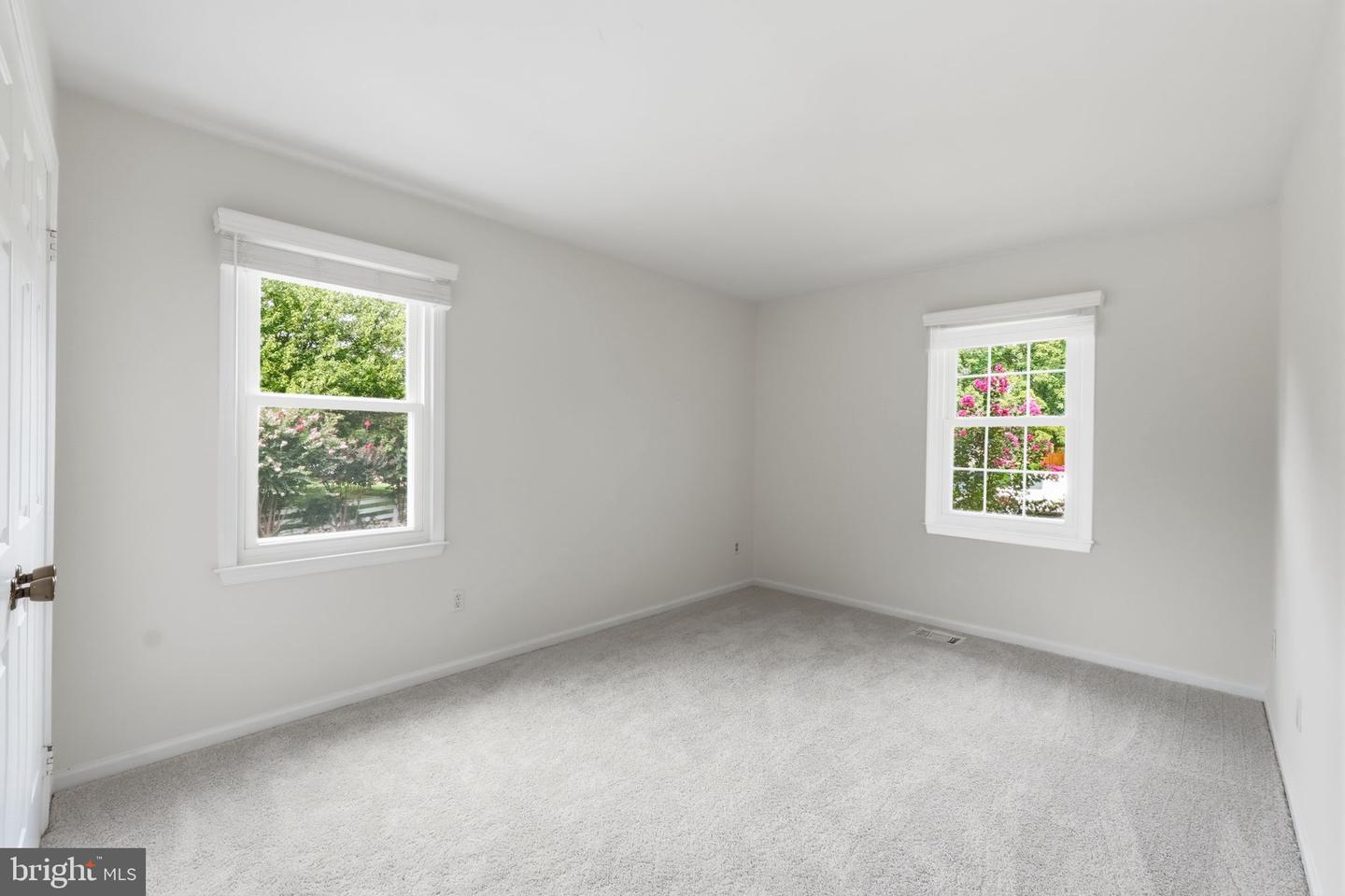 3213 Allness Ln Property Photo 23