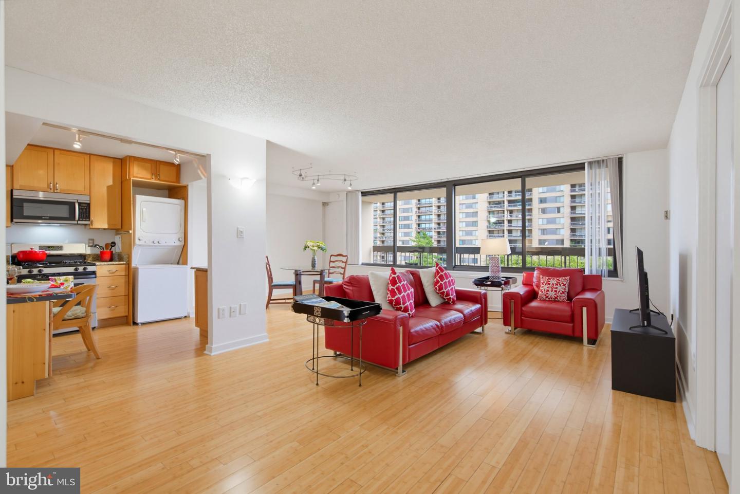 3701 S GEORGE MASON #504N Property Photo 1