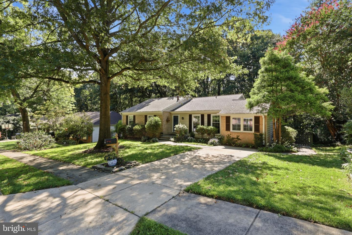 6424 Alloway Ct Property Photo 1
