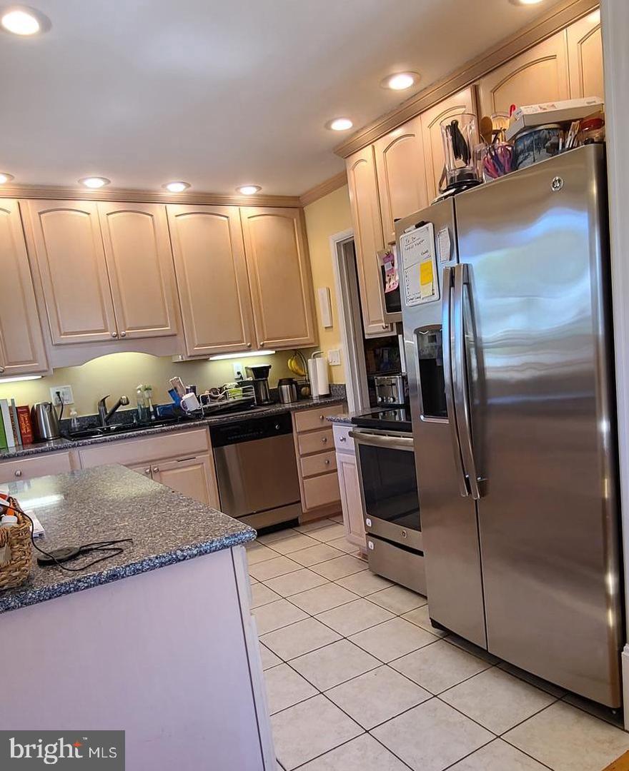 7126 Sanford Ct Property Photo 10