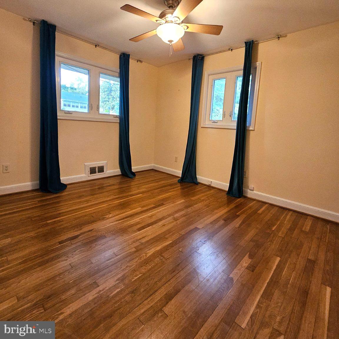 7126 Sanford Ct Property Photo 12