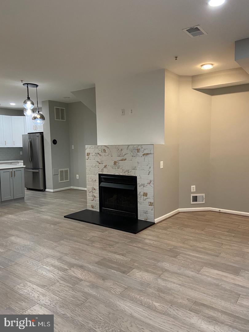 4465-a Beacon Grove Cir #701a Property Photo 11
