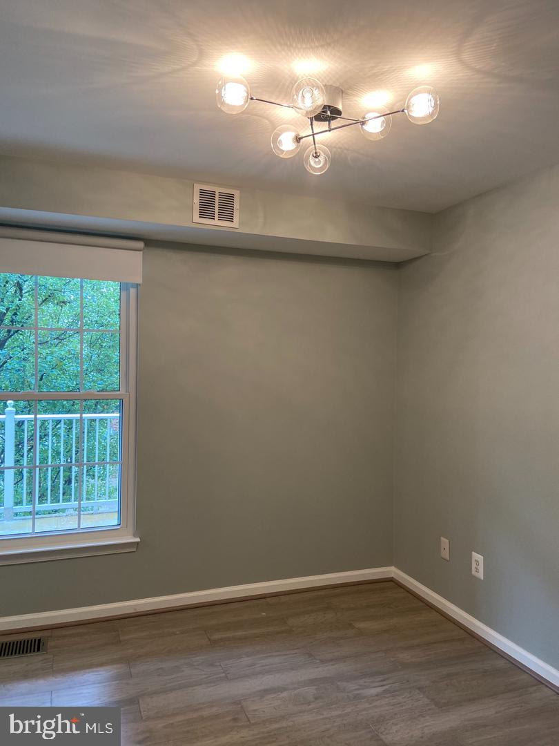 4465-a Beacon Grove Cir #701a Property Photo 26
