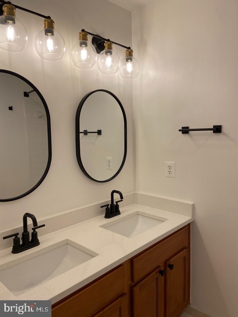 4465-a Beacon Grove Cir #701a Property Photo 27